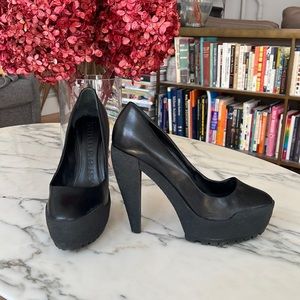 BURBERRY leather pumps 5.5” w/ 2” platform — almond toe, waterproof with treads!